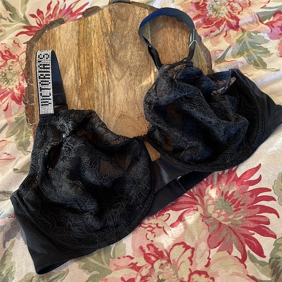 VICTORIA SECRET Size 42DDD Classic  Black Lace PushUp Underwire Bra SEXY $69 NEW - Picture 11 of 16
